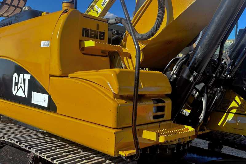 OmecoHub - Immagine CATERPILLAR 323DLN